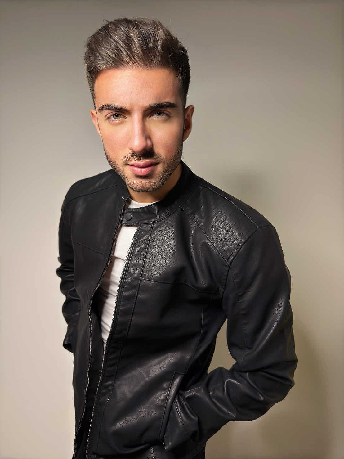 UK Cypriot Michalis Achilleos releases new single