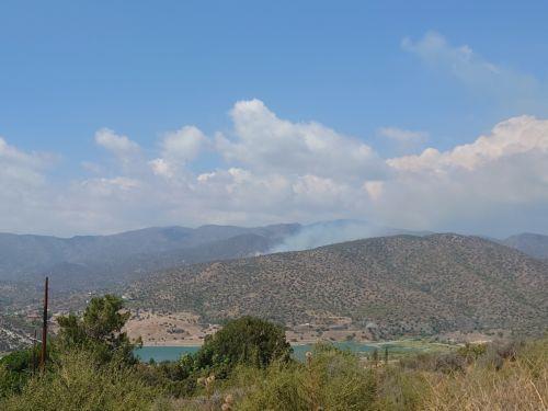 Cyprus Authorities warn of danger for wildfires as holidaymakers head to forests