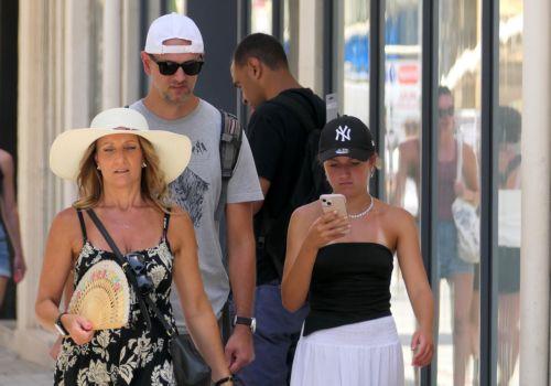 Yellow warning for 40 degrees inland on Saturday