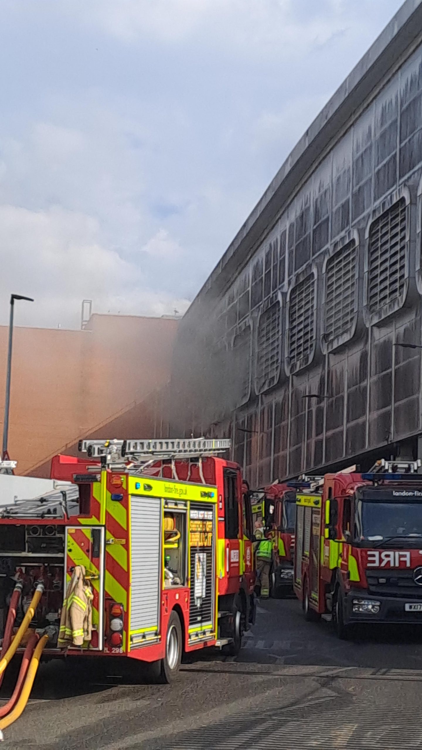 Waste fire – Caledonian Road