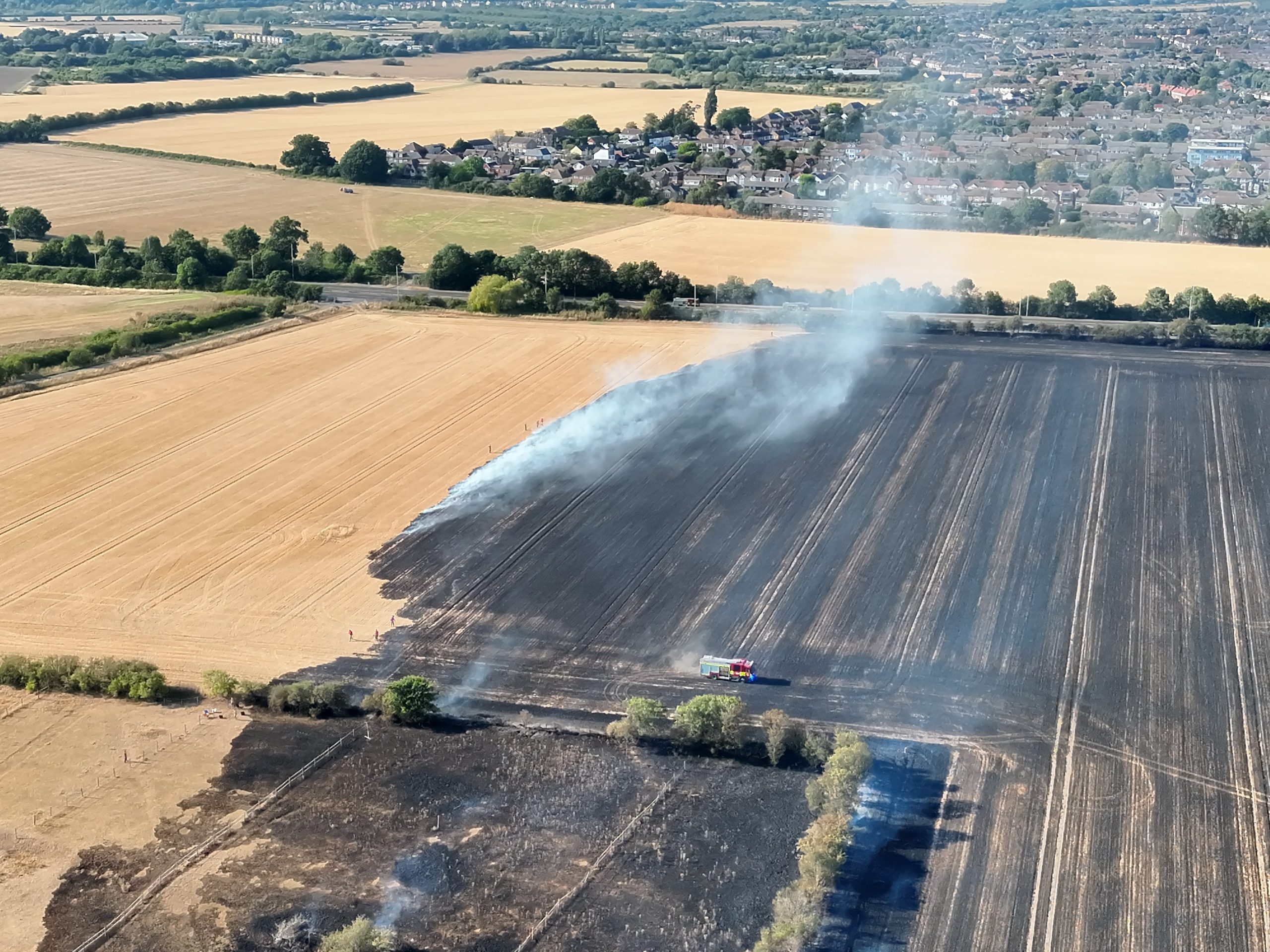 If you discover a wildfire, get to a safe place away from vegetation & smoke, then call 999 immediately.