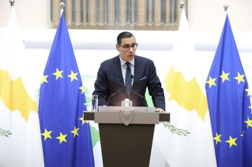 Cyprus FM holds contacts in New York